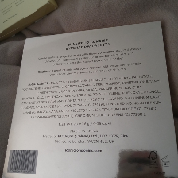 Iconic London Sunset to Sunrise Eyeshadow Pallete - Picture 7 of 7